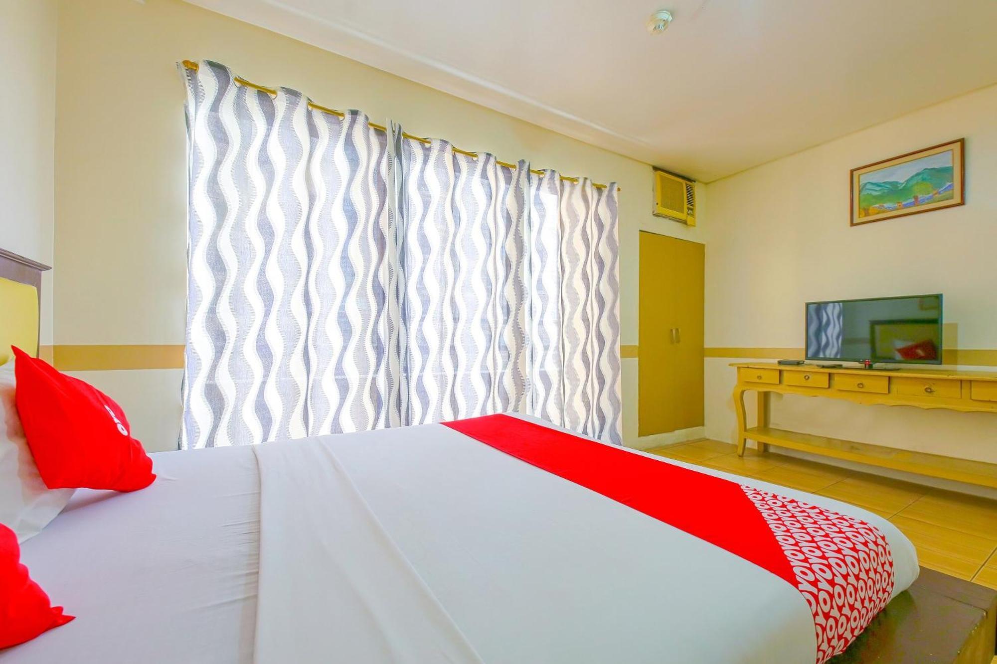 סן פדרו מקאטי Oyo 769 Poblacion Suites Polaris מראה חיצוני תמונה